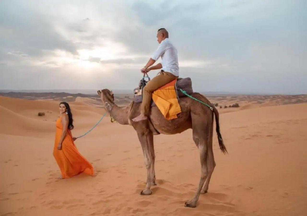 Hotel Desert Luxury Tented & Activities à Adrouine Extérieur photo