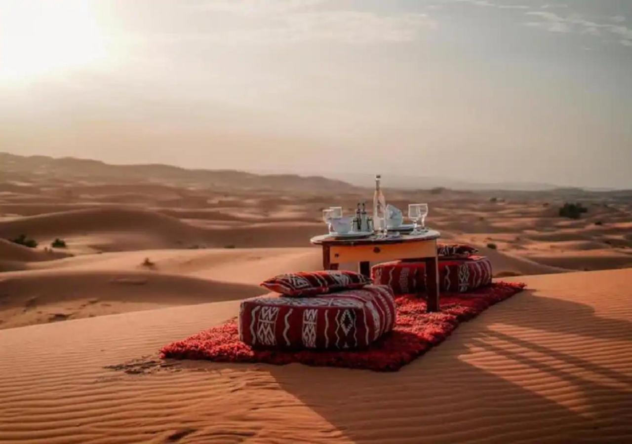 Hotel Desert Luxury Tented & Activities à Adrouine Extérieur photo