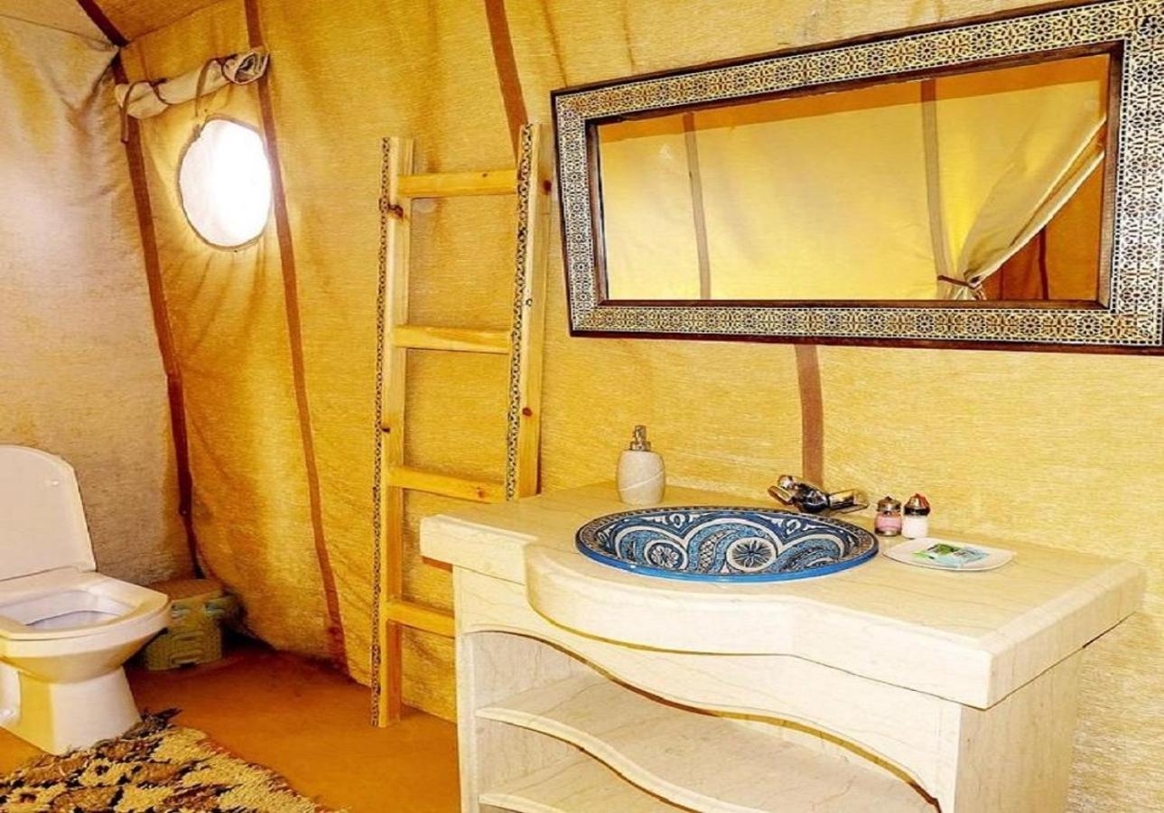 Hotel Desert Luxury Tented & Activities à Adrouine Extérieur photo