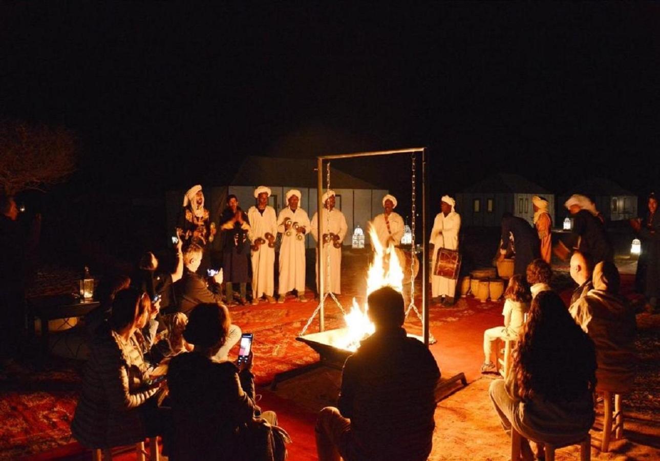 Hotel Desert Luxury Tented & Activities à Adrouine Extérieur photo
